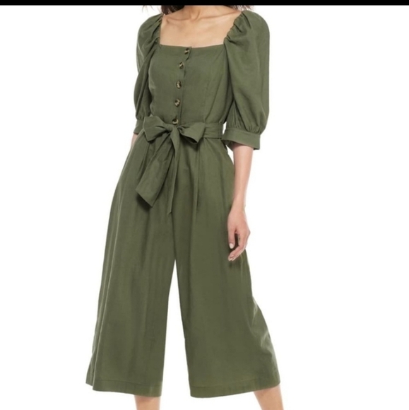 GAL meets Glam 12P Sylvie Cropped Leght Jumpsuit - Picture 1 of 11